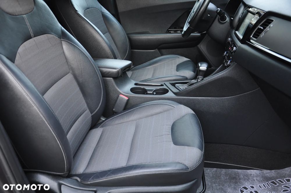 Kia Niro 1.6 GDI HEV 2WD OPF Edition 7 - 20