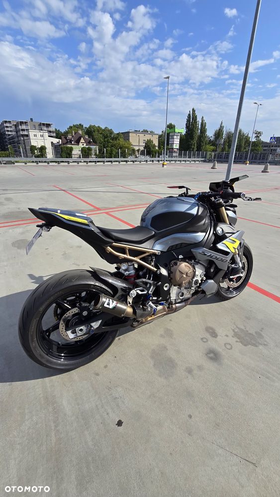 BMW S - 3