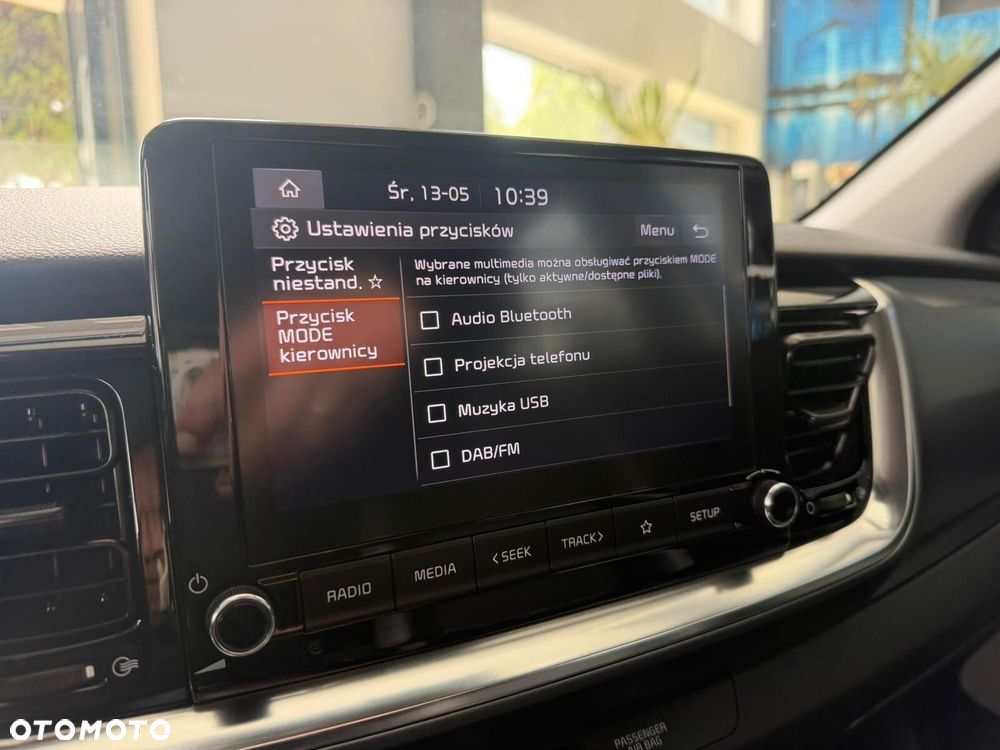 Kia Stonic - 35