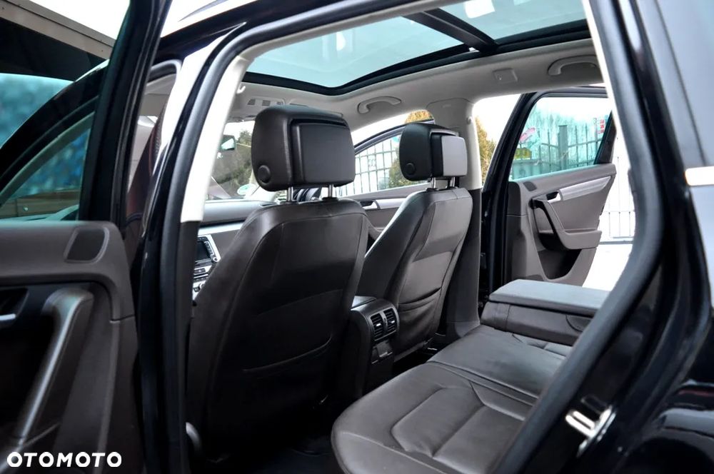 Volkswagen Passat 2.0 TDI Highline DSG - 8