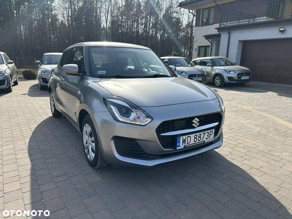 Suzuki Swift - 1