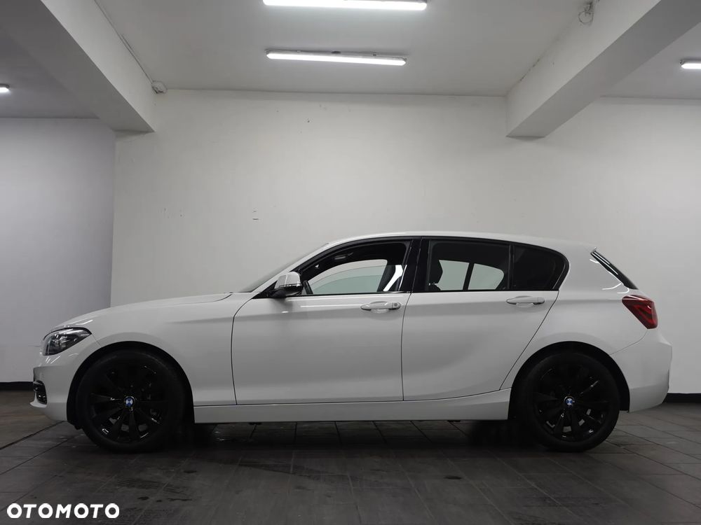 BMW Seria 1 118d xDrive Edition Metropolitan - 5