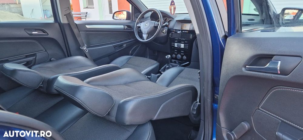 Opel Astra 1.6 Essentia - 14