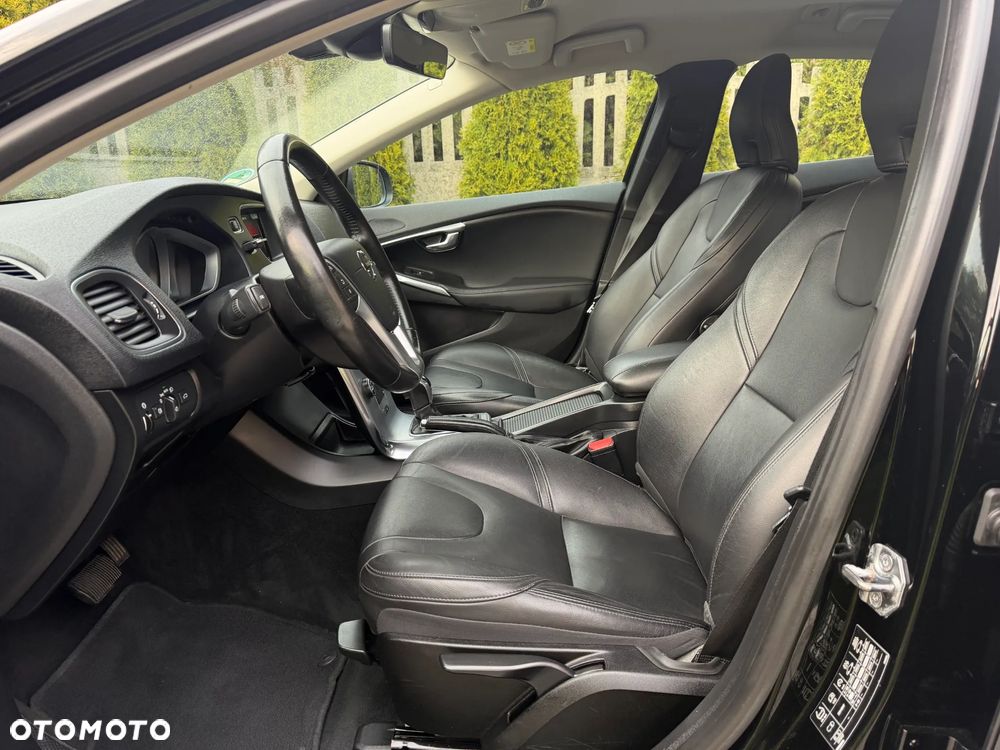 Volvo V40 D3 Geartronic Inscription - 21