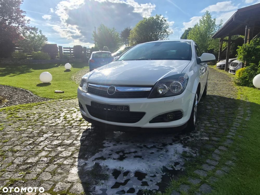 Opel Astra 1.6 Edition 111 Jahre - 2