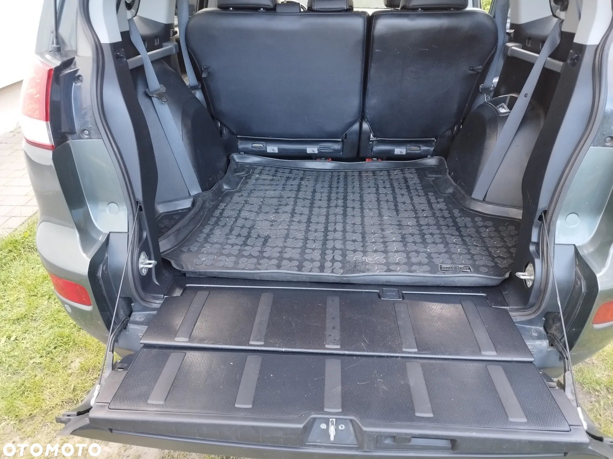 Citroën C-Crosser 2.2 HDi Exclusive - 19