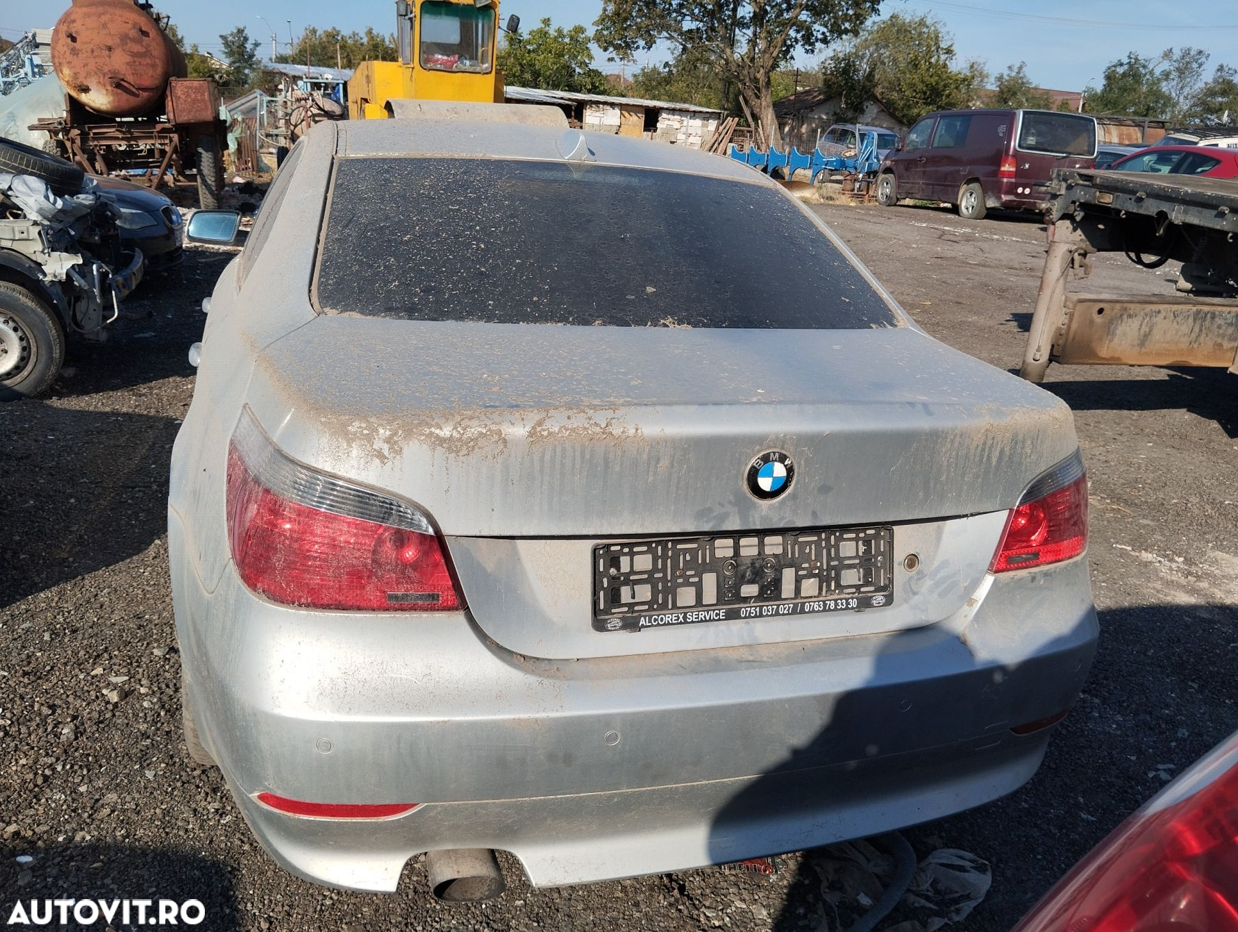 Dezmembrari  BMW 5 (E60, E61)  2003  > 2010 520 d Motorina - 4