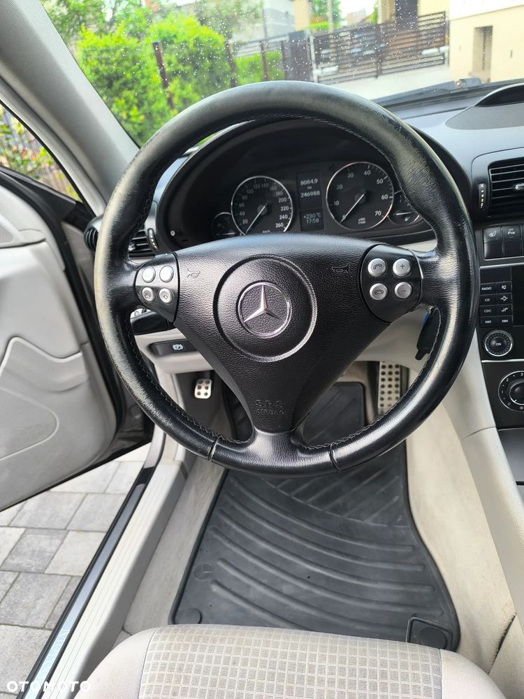 Mercedes-Benz Klasa C - 21