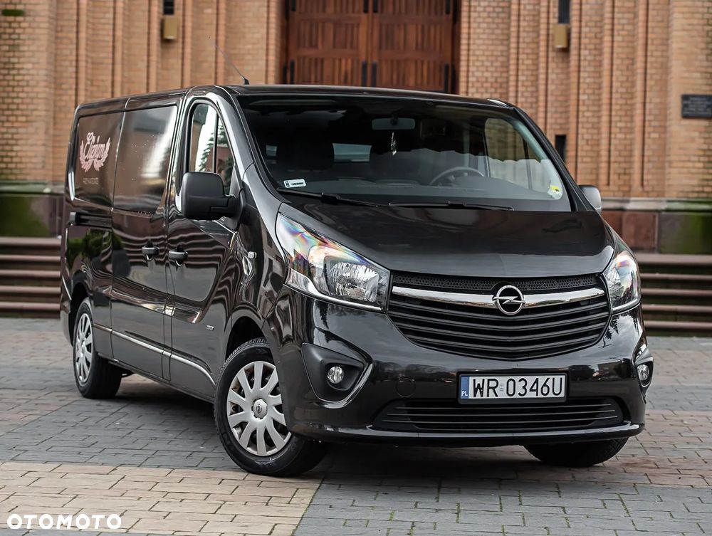 Opel VIVARO KARAWAN - 1