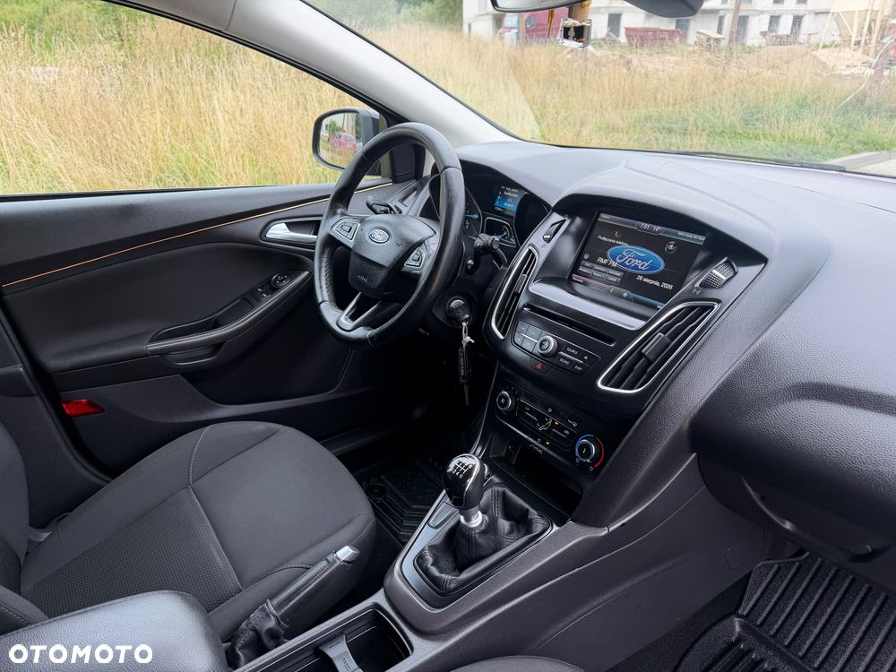 Ford Focus - 29