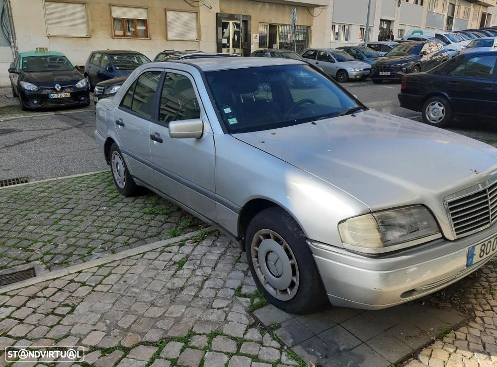 Mercedes-Benz C 200 D - 2