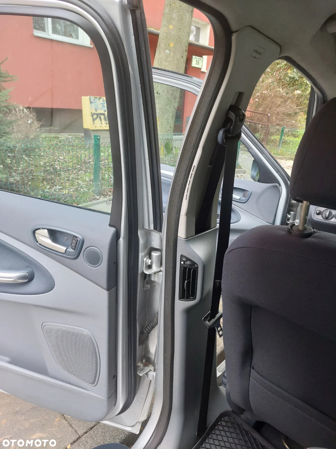 Ford S-Max 2.0 TDCi DPF Titanium - 7