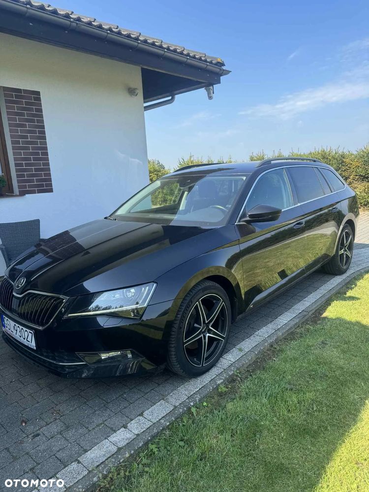 Skoda Superb 2.0 TDI Ambition DSG7 - 3