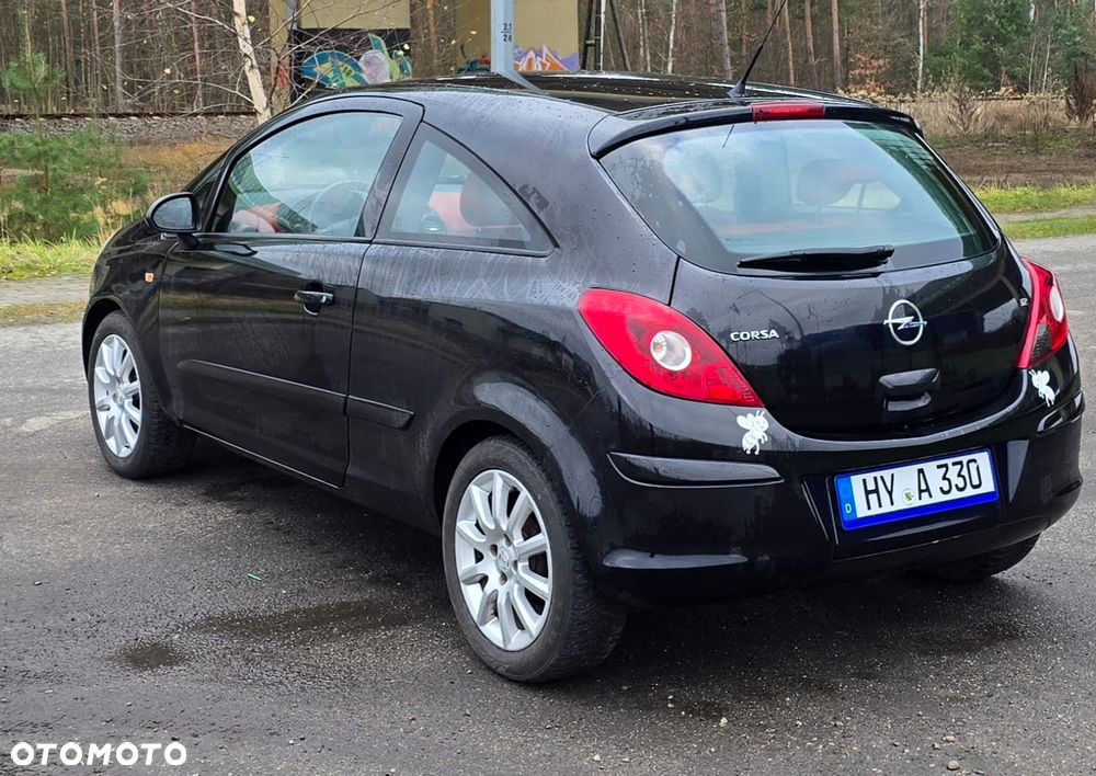 Opel Corsa 1.2 16V Cosmo Easytronic - 4