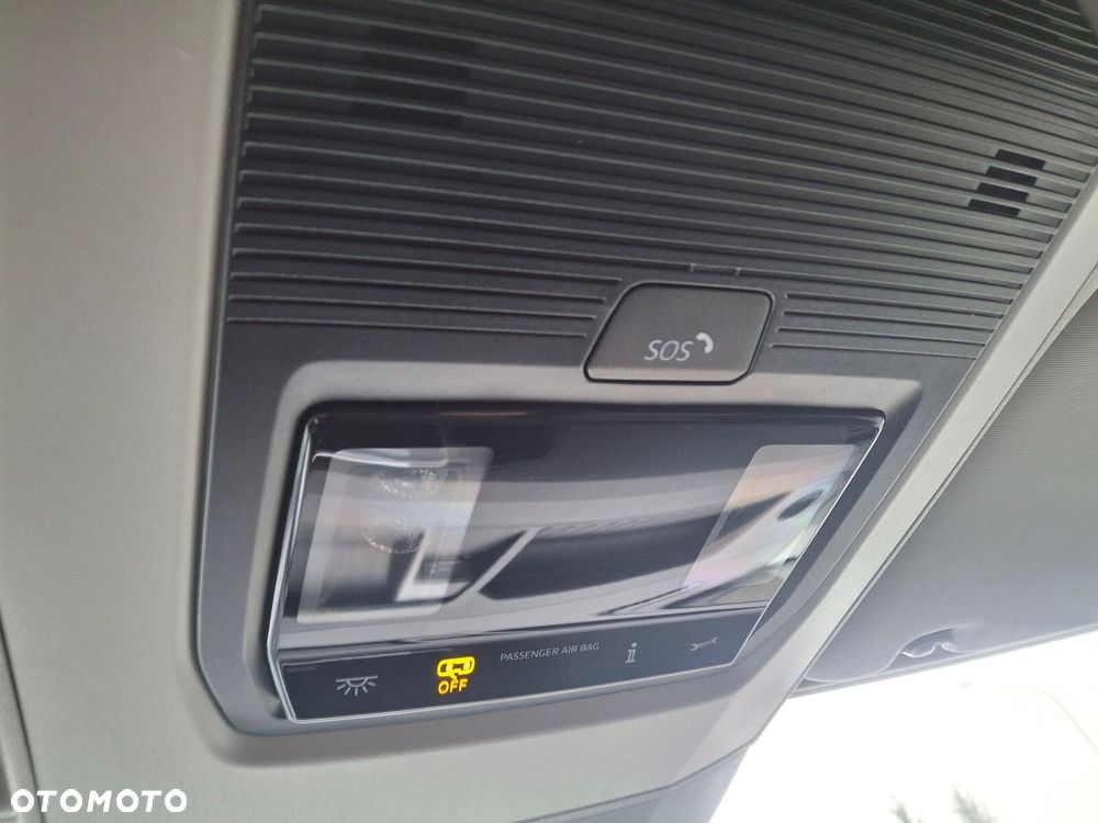 Volkswagen Crafter Furgon 4490 - 25