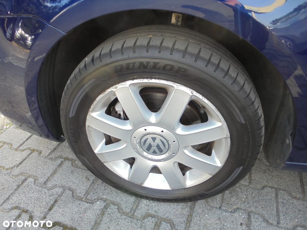 Volkswagen Touran 1.4 TSI Comfortline - 24