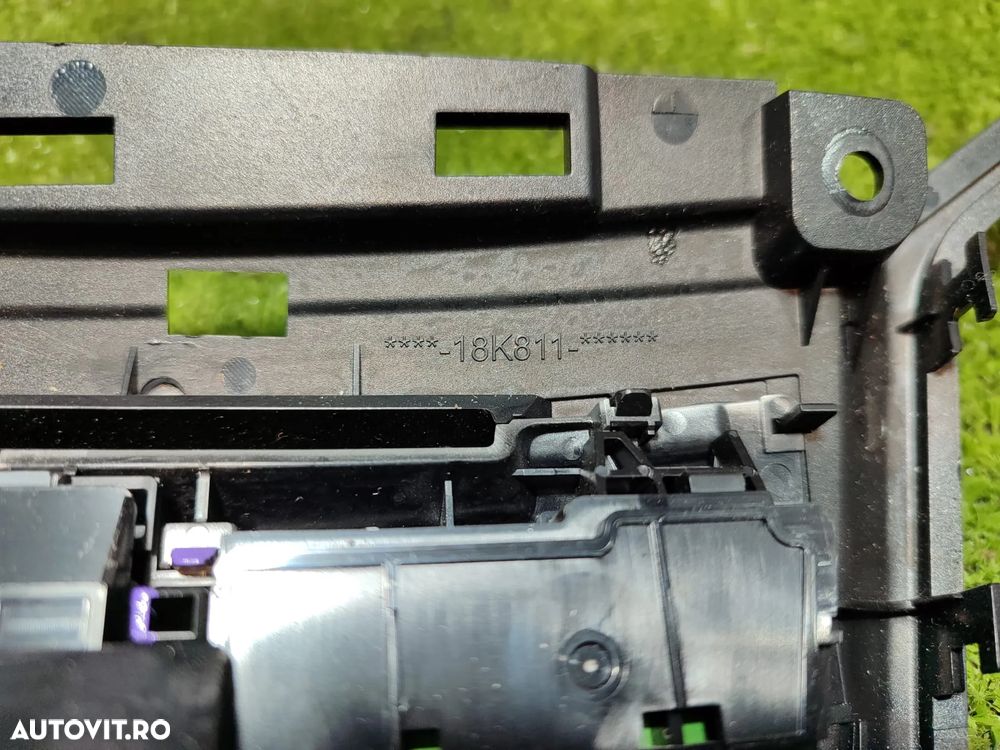 CONSOLA CENTRALA COMENZI AUDIO / GRILA  FORD KUGA 2.0 DIESEL 2013 / SUV COD OEM CV4T-18K811-EA / 18K811 / 2012-2019 - 7