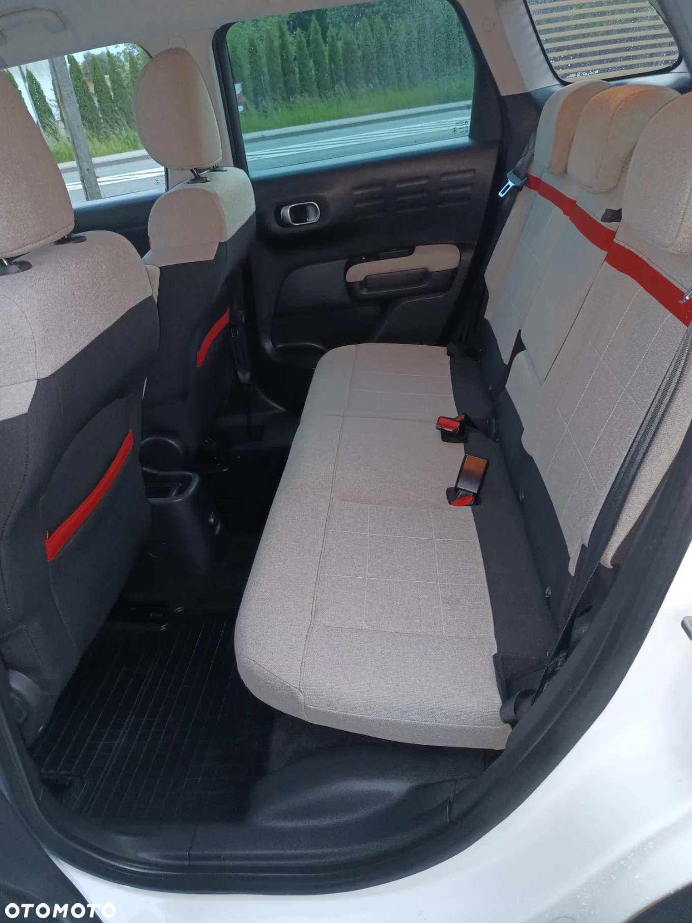 Citroën C3 Aircross 1.5 BlueHDi Shine S&S - 13