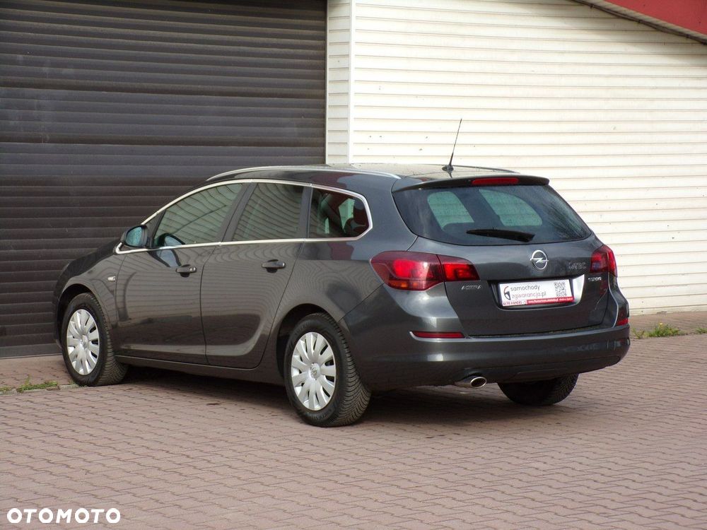 Opel Astra - 11