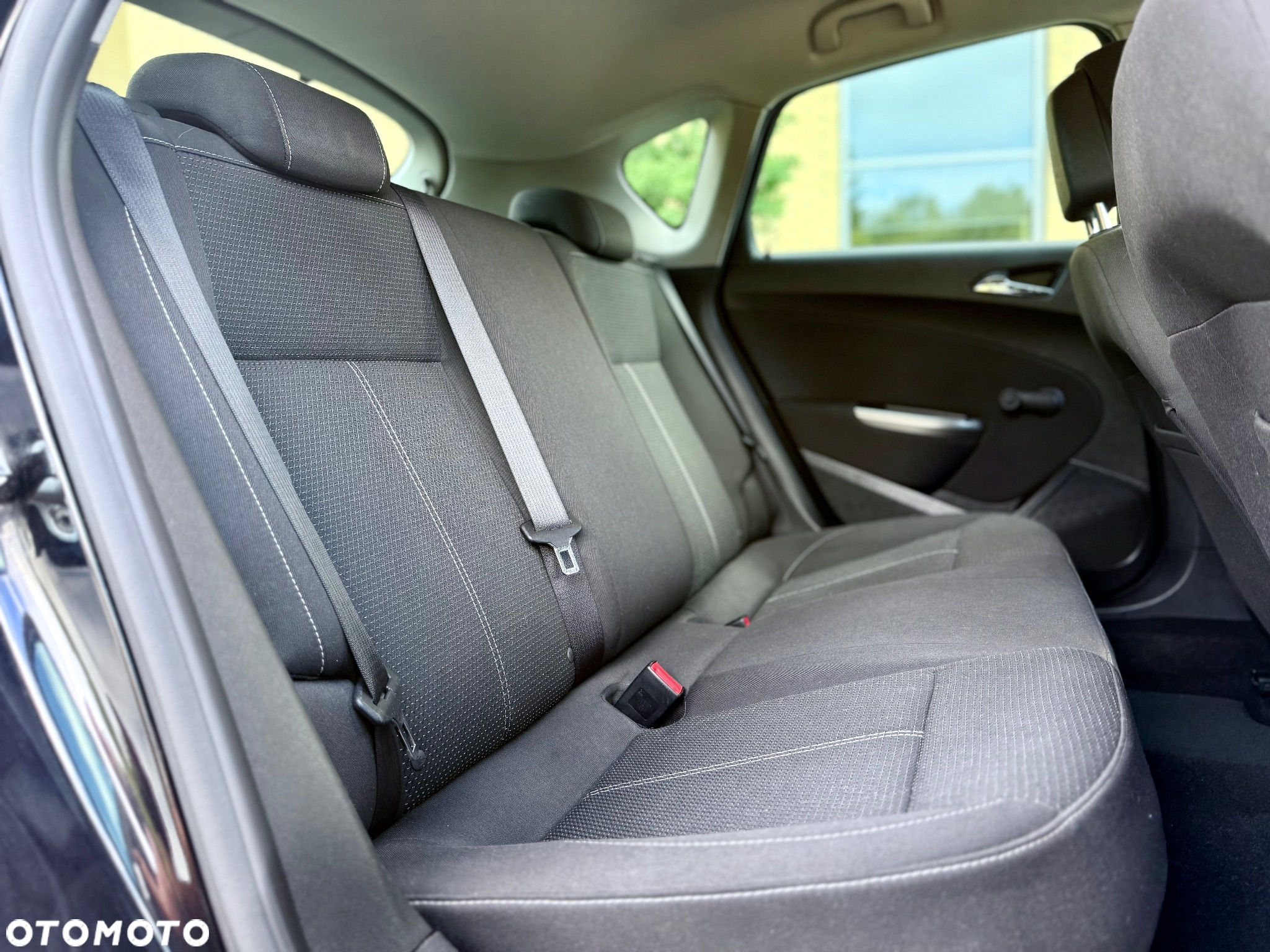 Opel Astra IV 1.4 T Sport - 8