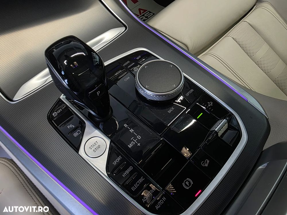 BMW X5 xDrive45e - 18