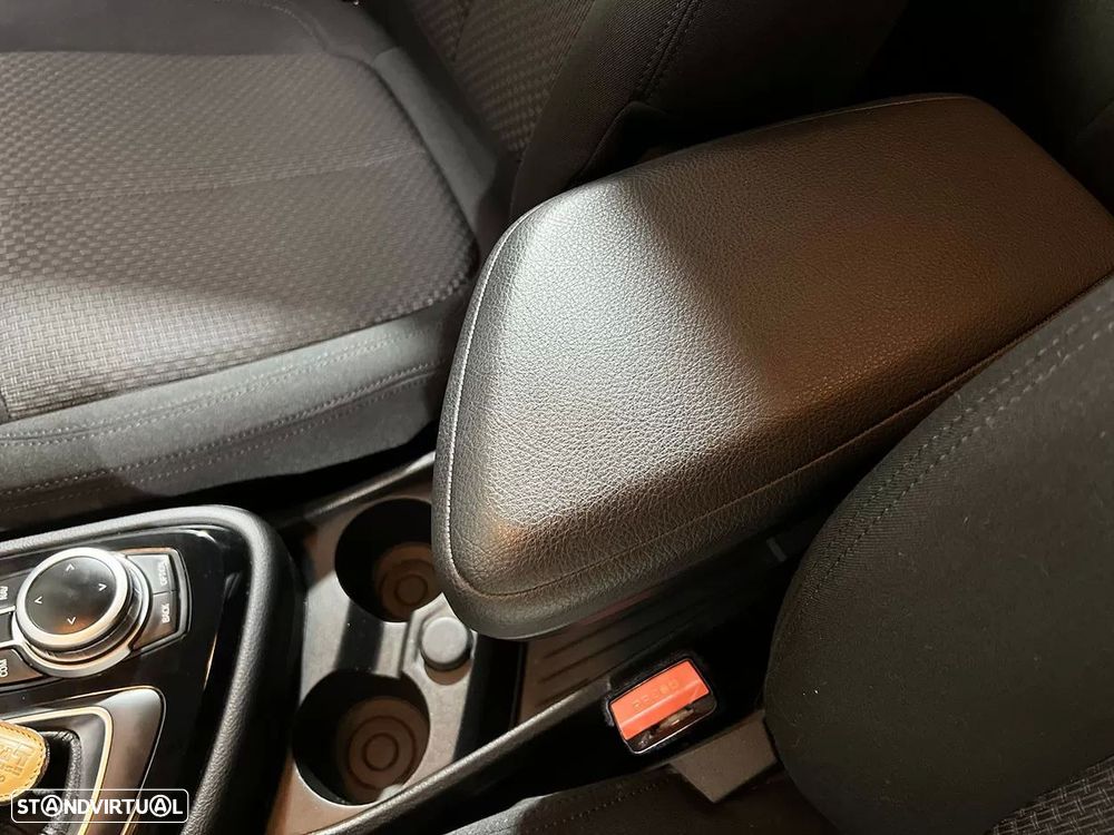 BMW 225xe Active Tourer Advantage - 17