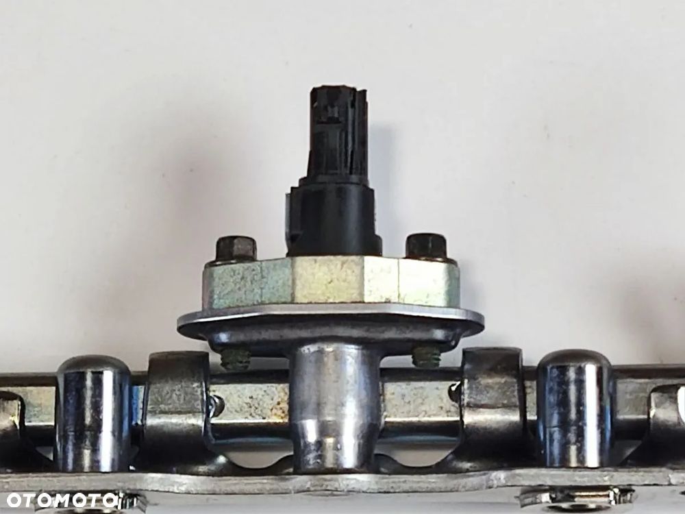 TOYOTA CAMRY gen IX 2.5h 19-21r Listwa Wtryskowa Dolna - 2