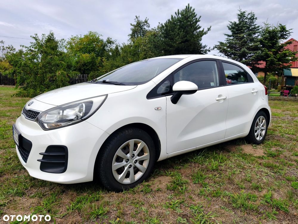 Kia Rio - 1