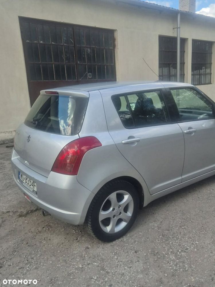 Suzuki Swift 1.5 Comfort - 4