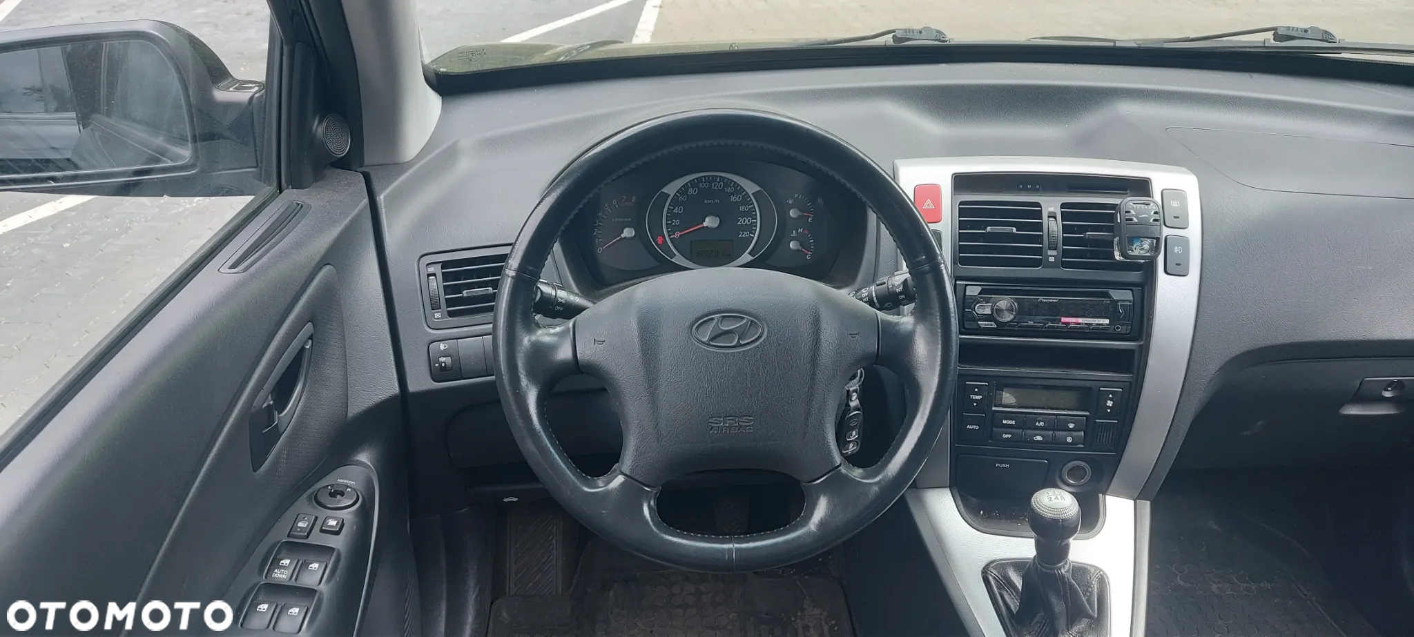 Hyundai Tucson 2.0 Comfort 2WD - 7