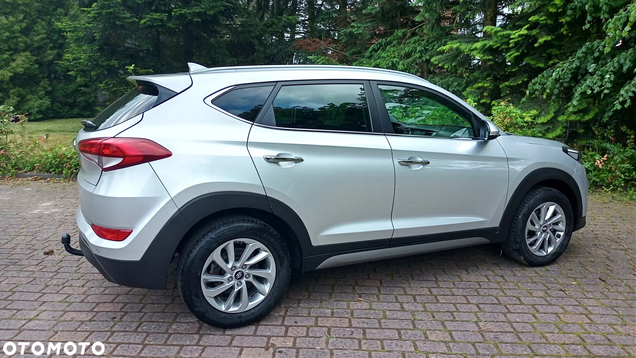 Hyundai Tucson 1.6 GDI BlueDrive Design 2WD - 11