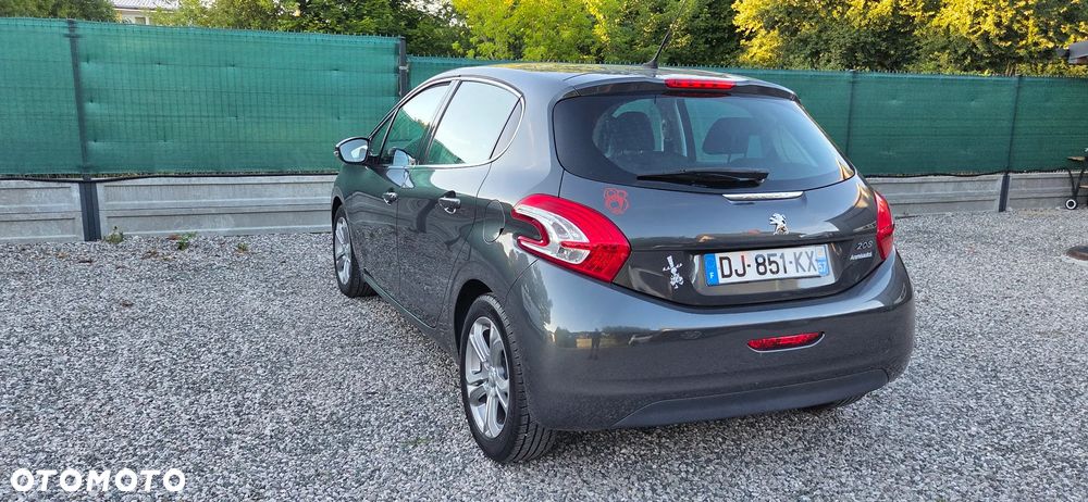 Peugeot 208 1.2 VTi Active - 4