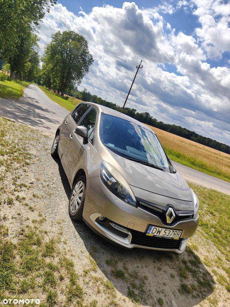 Renault Scenic 1.6 16V TomTom Edition - 2