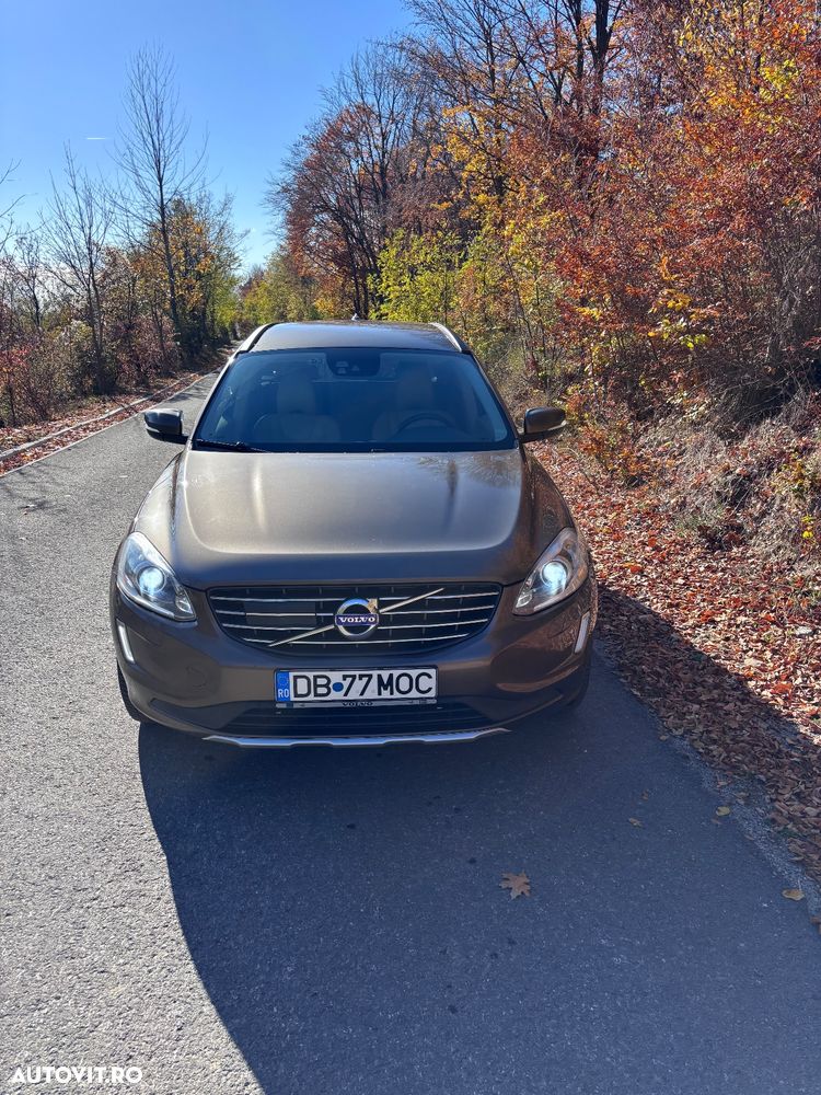 Volvo XC 60 D5 AWD Summum - 11
