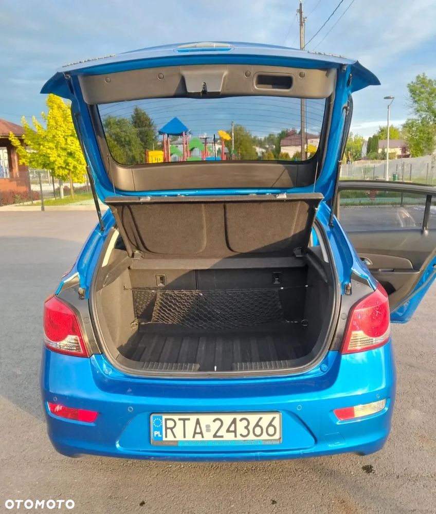 Chevrolet Cruze 1.8 LT - 4