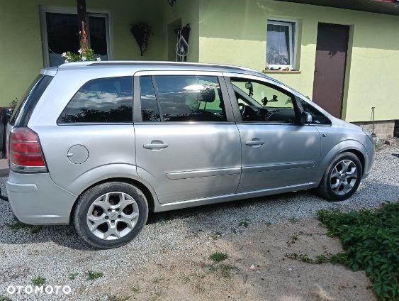Opel Zafira - 3