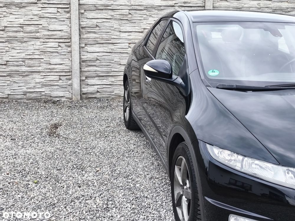 Honda Civic 1.8i-VTEC Sport - 21