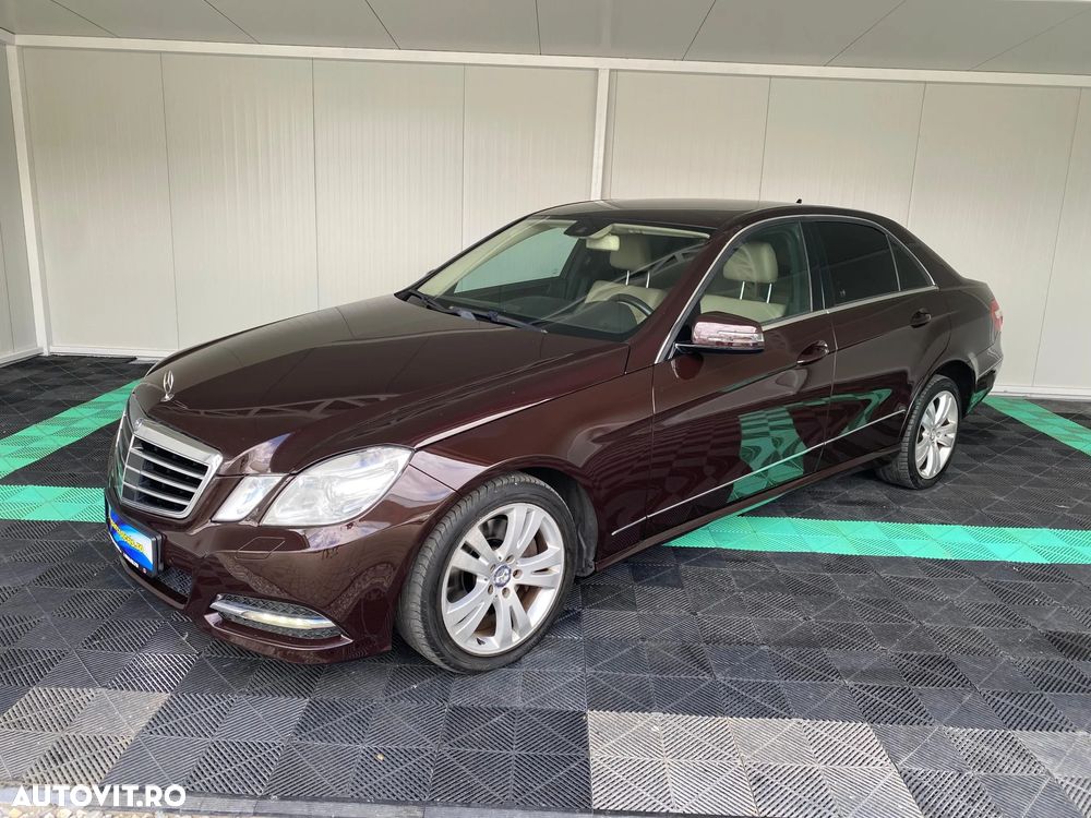 Mercedes-Benz E - 10
