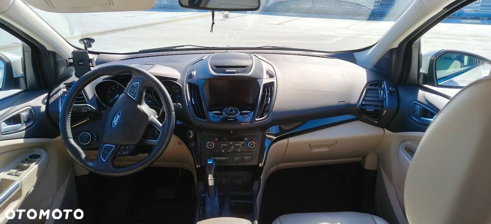 Ford Escape 2.0 EcoBoost AWD Titanium - 10