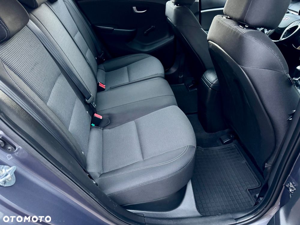 Hyundai i30 1.6 CRDi BlueDrive Comfort - 29