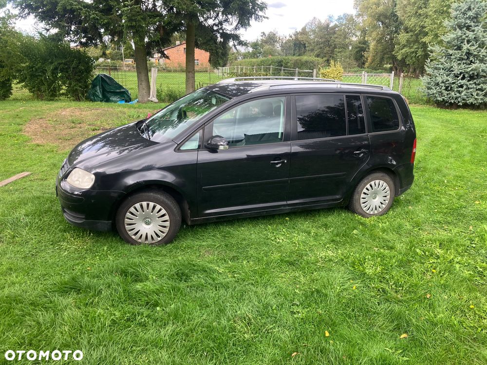 Volkswagen Touran 1.9 TDI Conceptline - 2