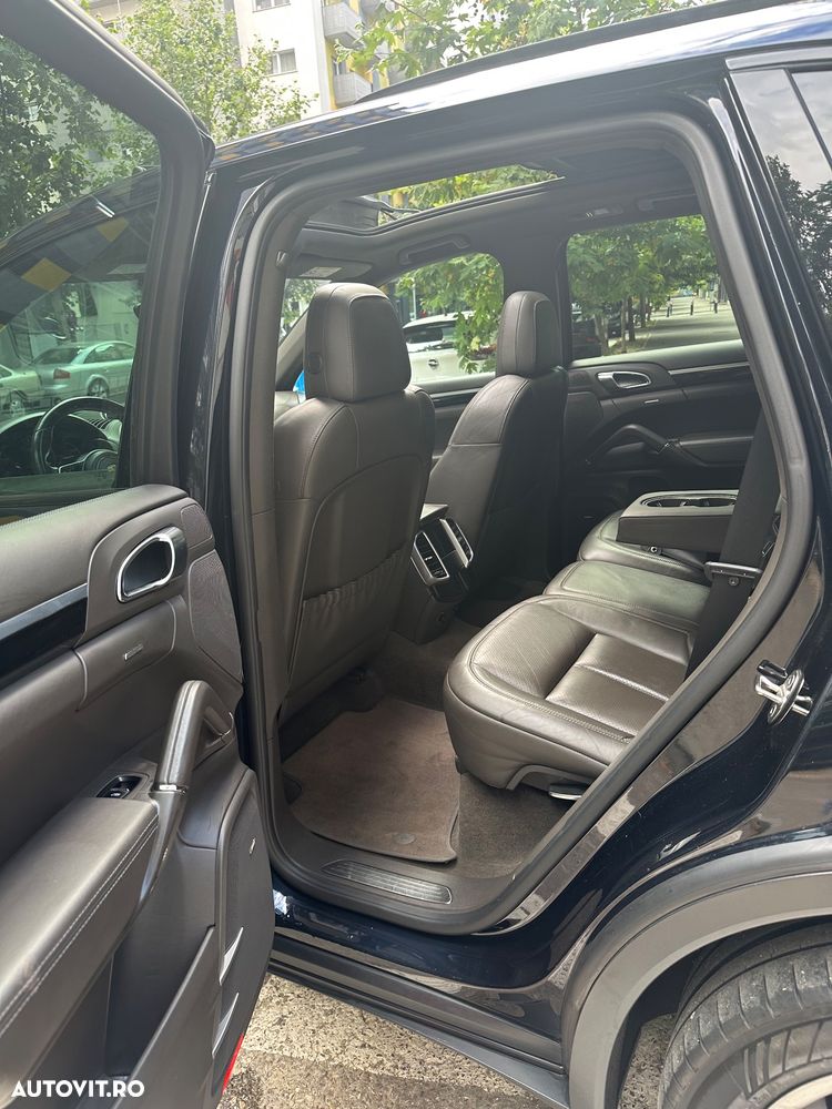 Porsche Cayenne 3.0TD TipTronic - 17