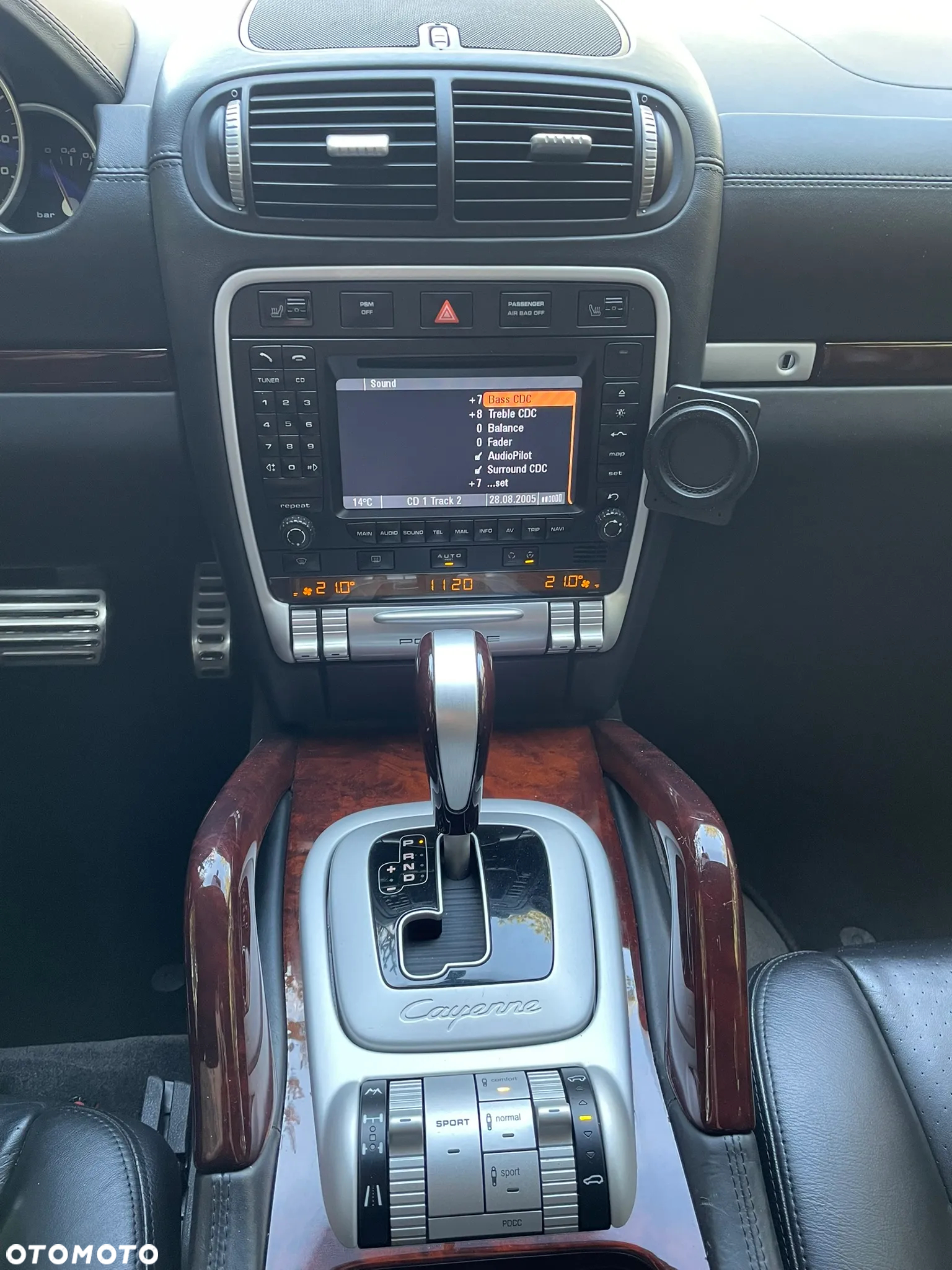 Porsche Cayenne Turbo - 18
