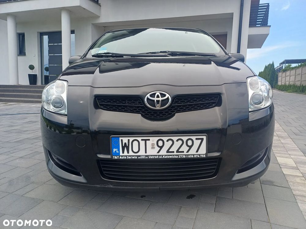 Toyota Auris 1.4 D-4D Terra - 4
