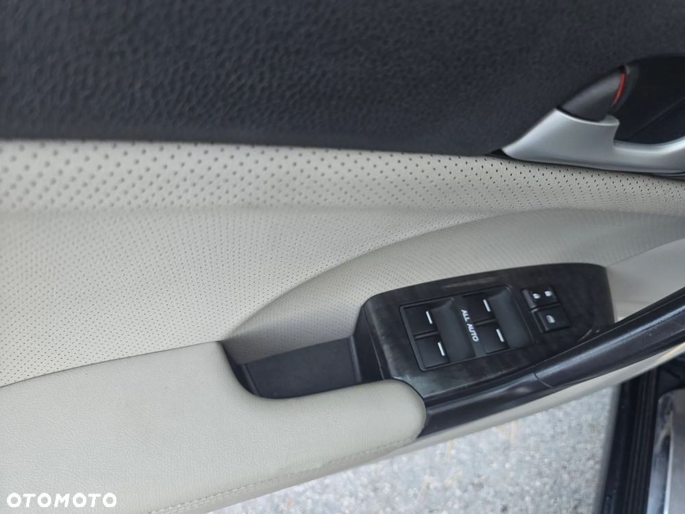 Honda Accord 2.2d Executive - 23