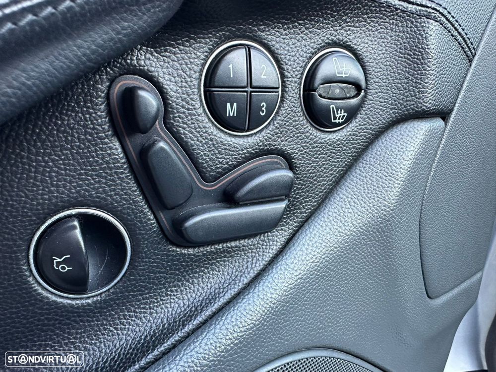 Mercedes-Benz SL 350 - 26