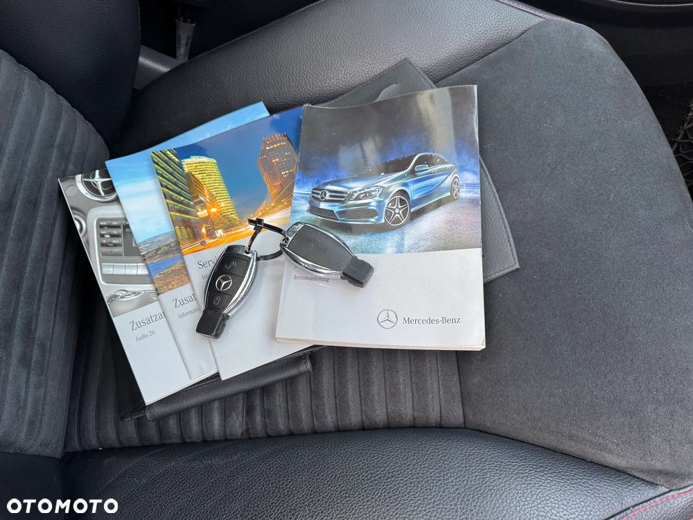 Mercedes-Benz Klasa A 250 7G-DCT AMG Line - 11