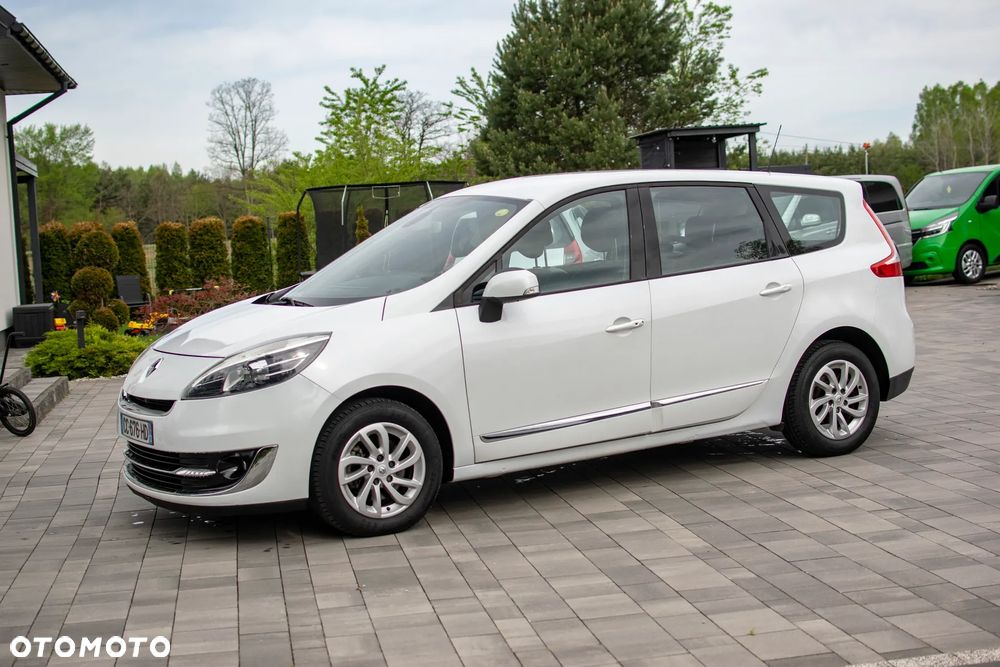 Renault Grand Scenic - 26