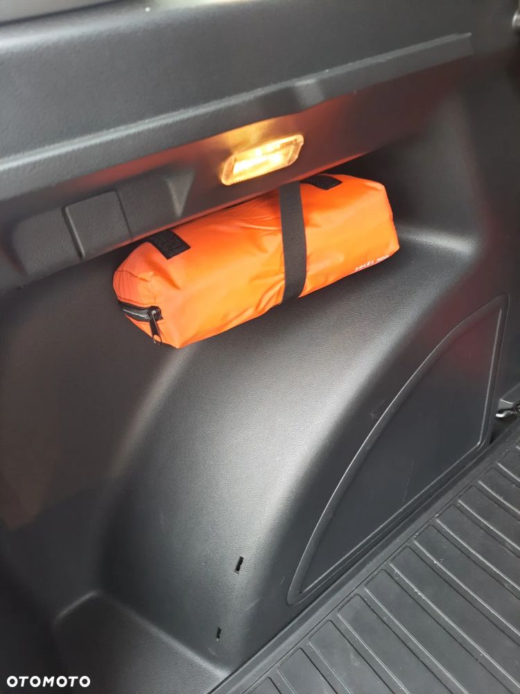 Skoda RAPID 1.2 TSI Ambition - 25