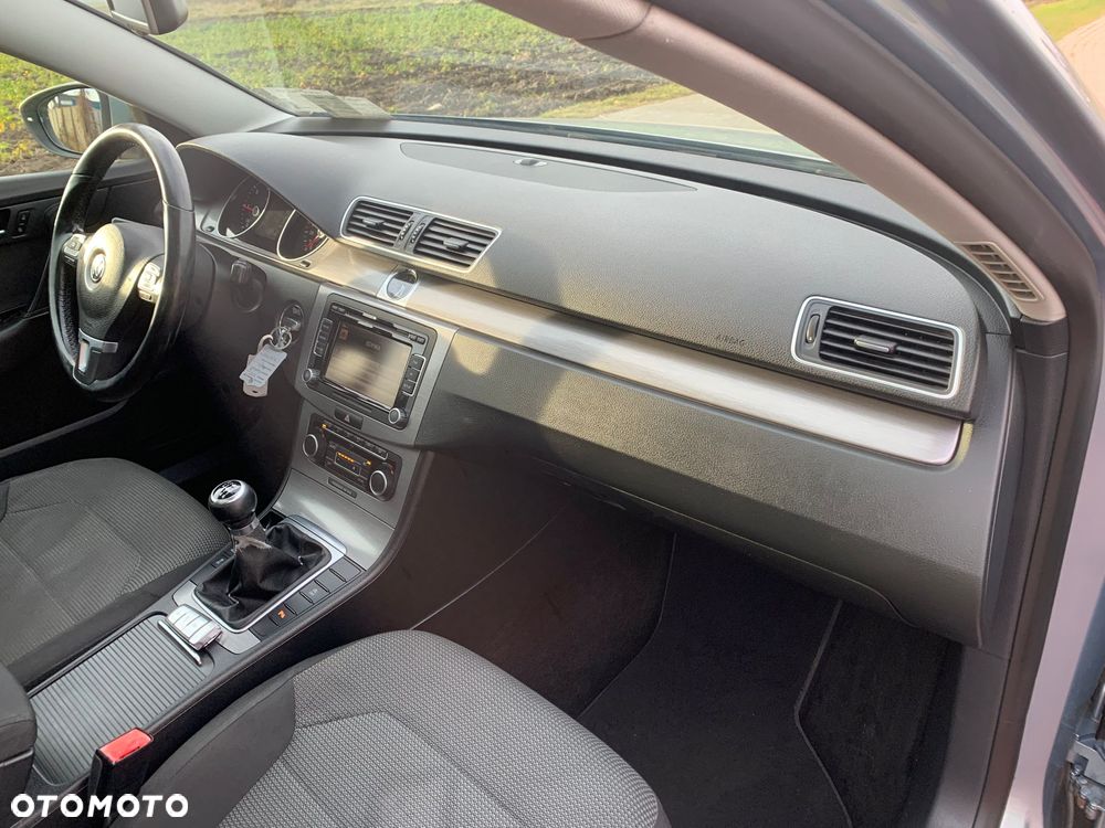 Volkswagen Passat Variant 1.6 TDI BlueMotion Technology Trendline - 34